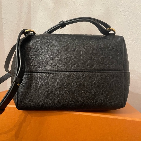 Louis Vuitton MONTSOURIS BACKPACK - Picture 3 of 7